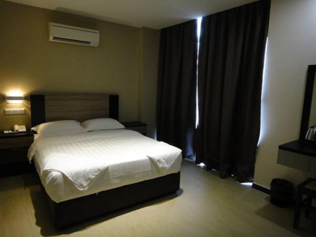 Galaxy Hotel Simpang Ampat  Kamer foto