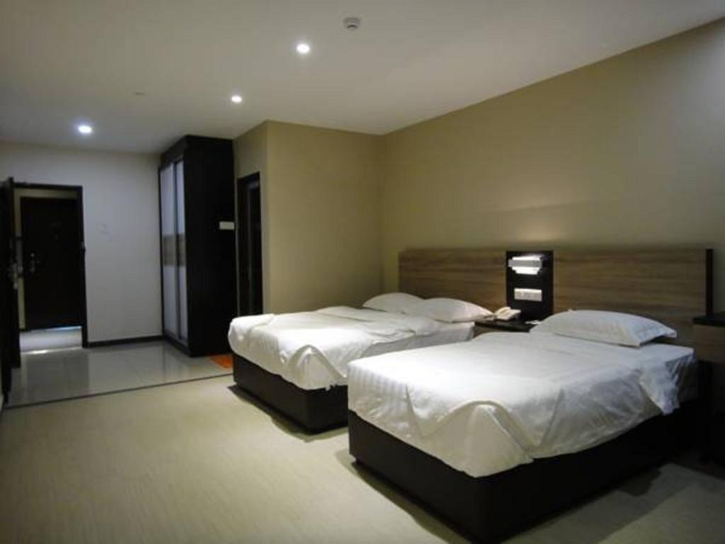 Galaxy Hotel Simpang Ampat  Kamer foto