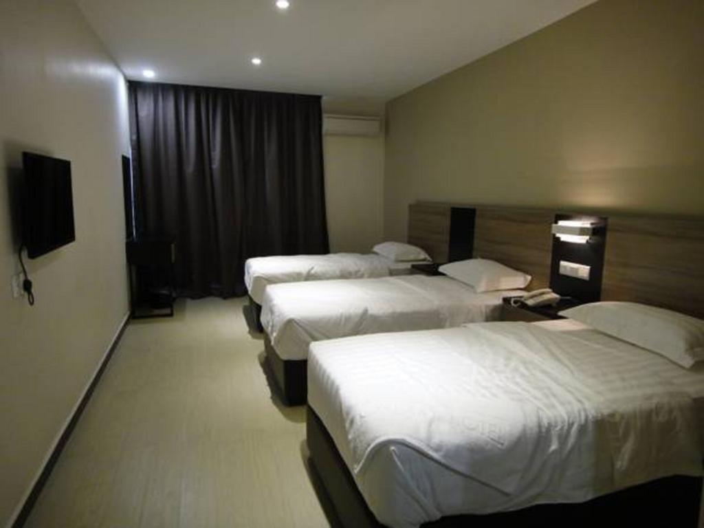 Galaxy Hotel Simpang Ampat  Kamer foto