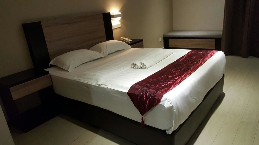 Galaxy Hotel Simpang Ampat  Buitenkant foto