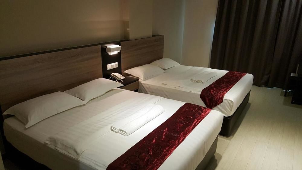 Galaxy Hotel Simpang Ampat  Buitenkant foto